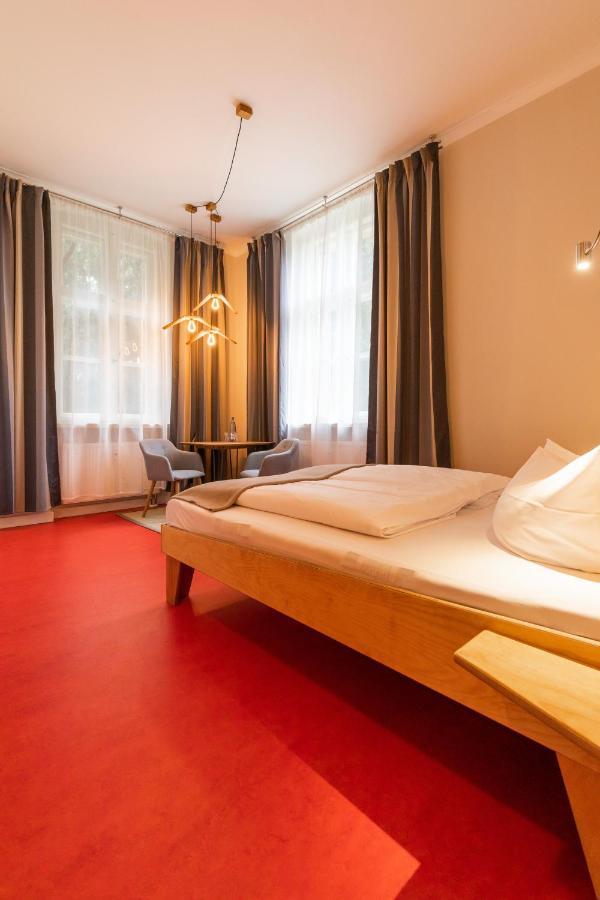 Kavaliershaus Krumke - Gaestehaus Im Schlosspark - Schluesselbox - Kein Tv酒店 外观 照片