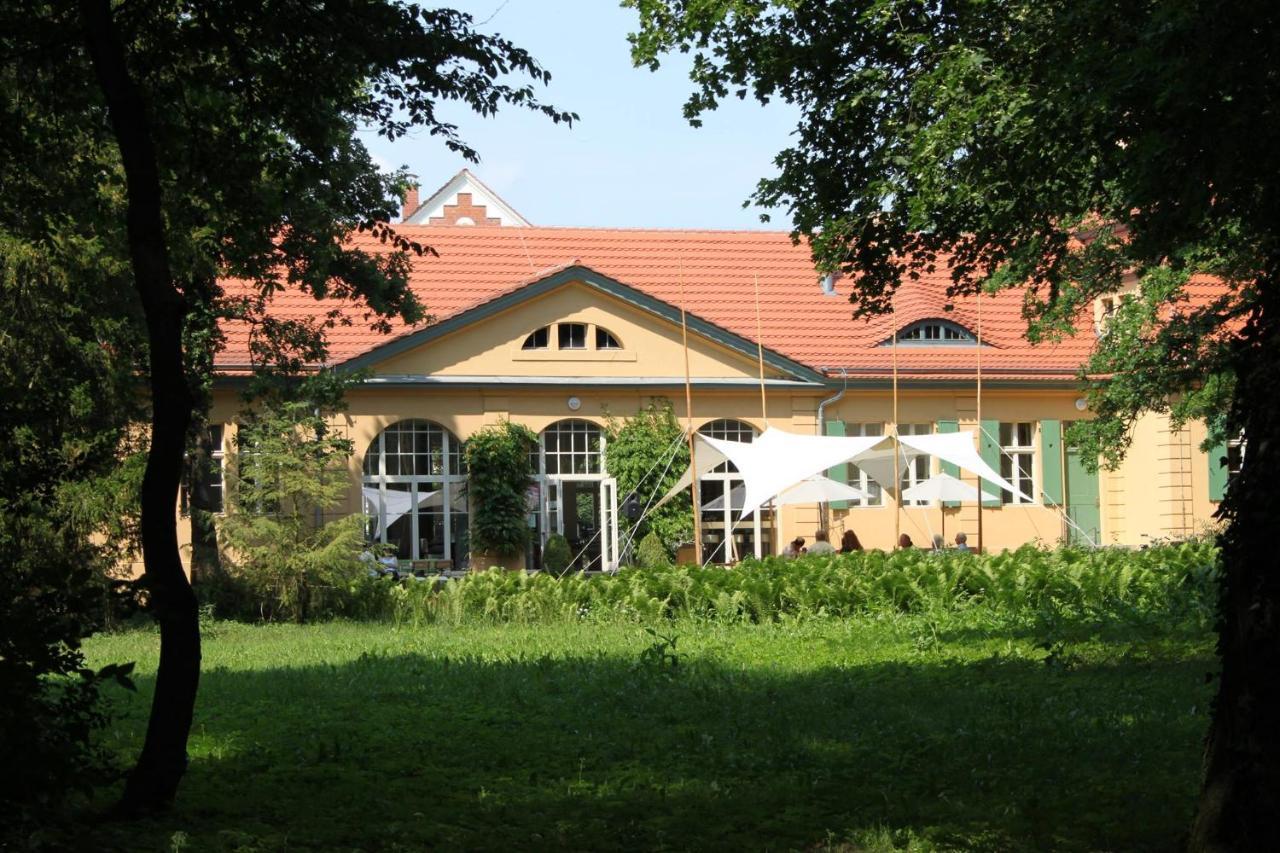 Kavaliershaus Krumke - Gaestehaus Im Schlosspark - Schluesselbox - Kein Tv酒店 外观 照片